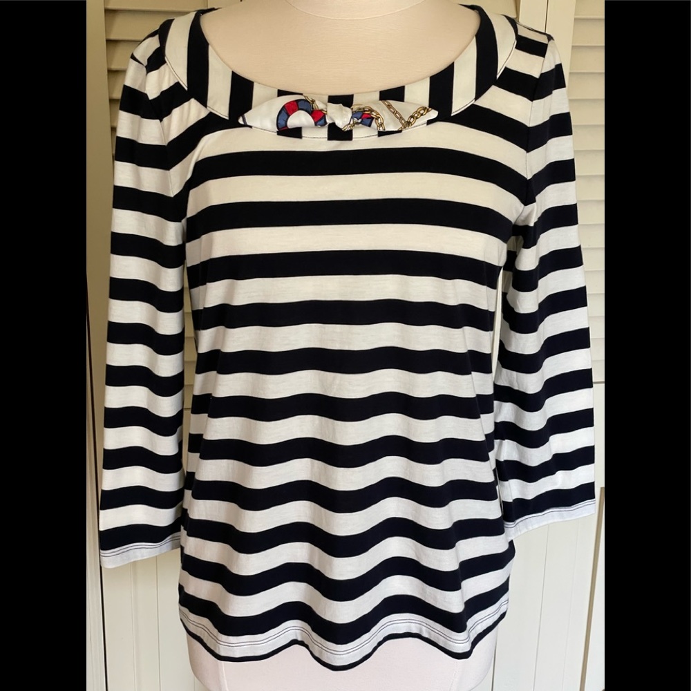 Talbots Nautical scoop neck, 3/4 sleeve with cute tie accent .. like new